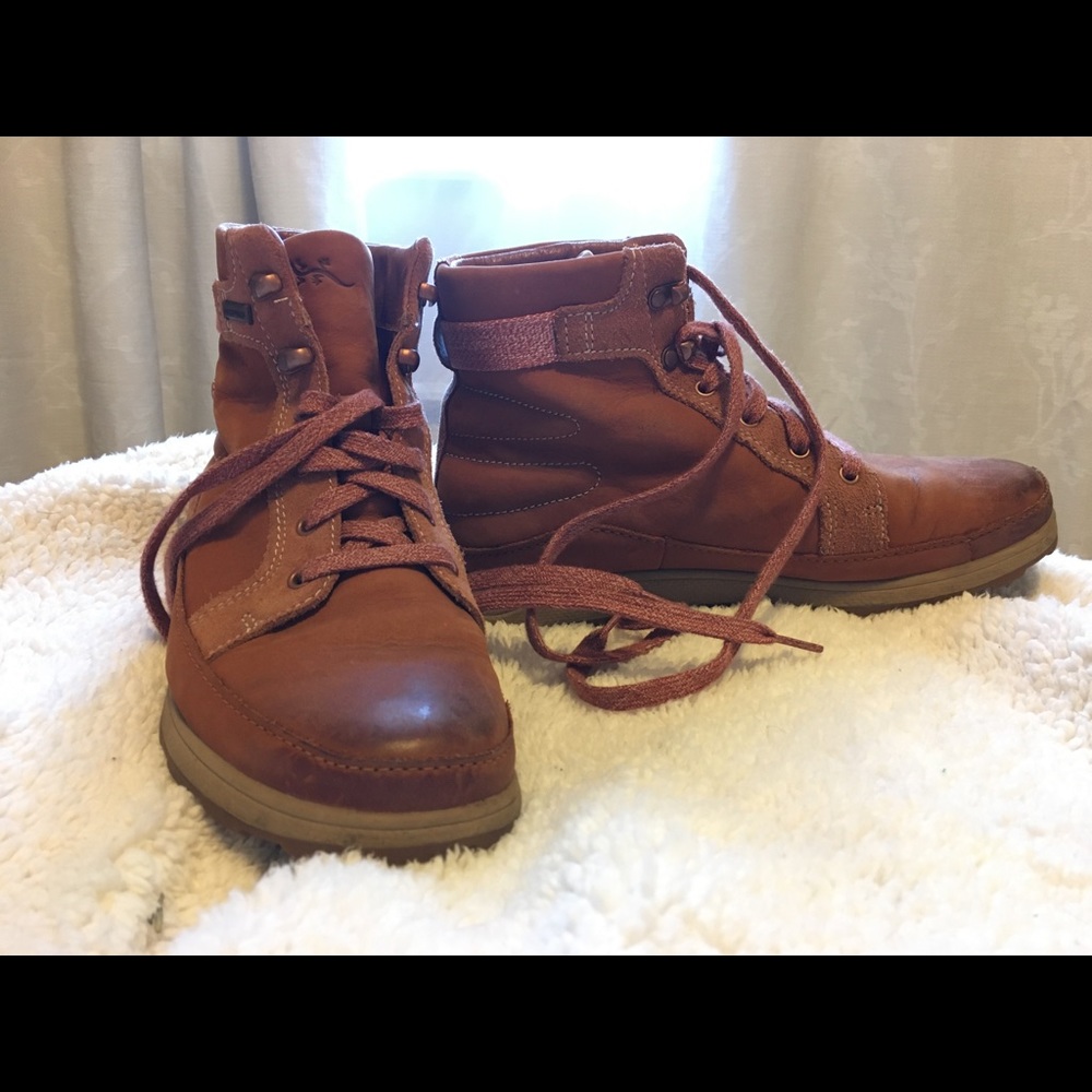 Chaco waterproof boots